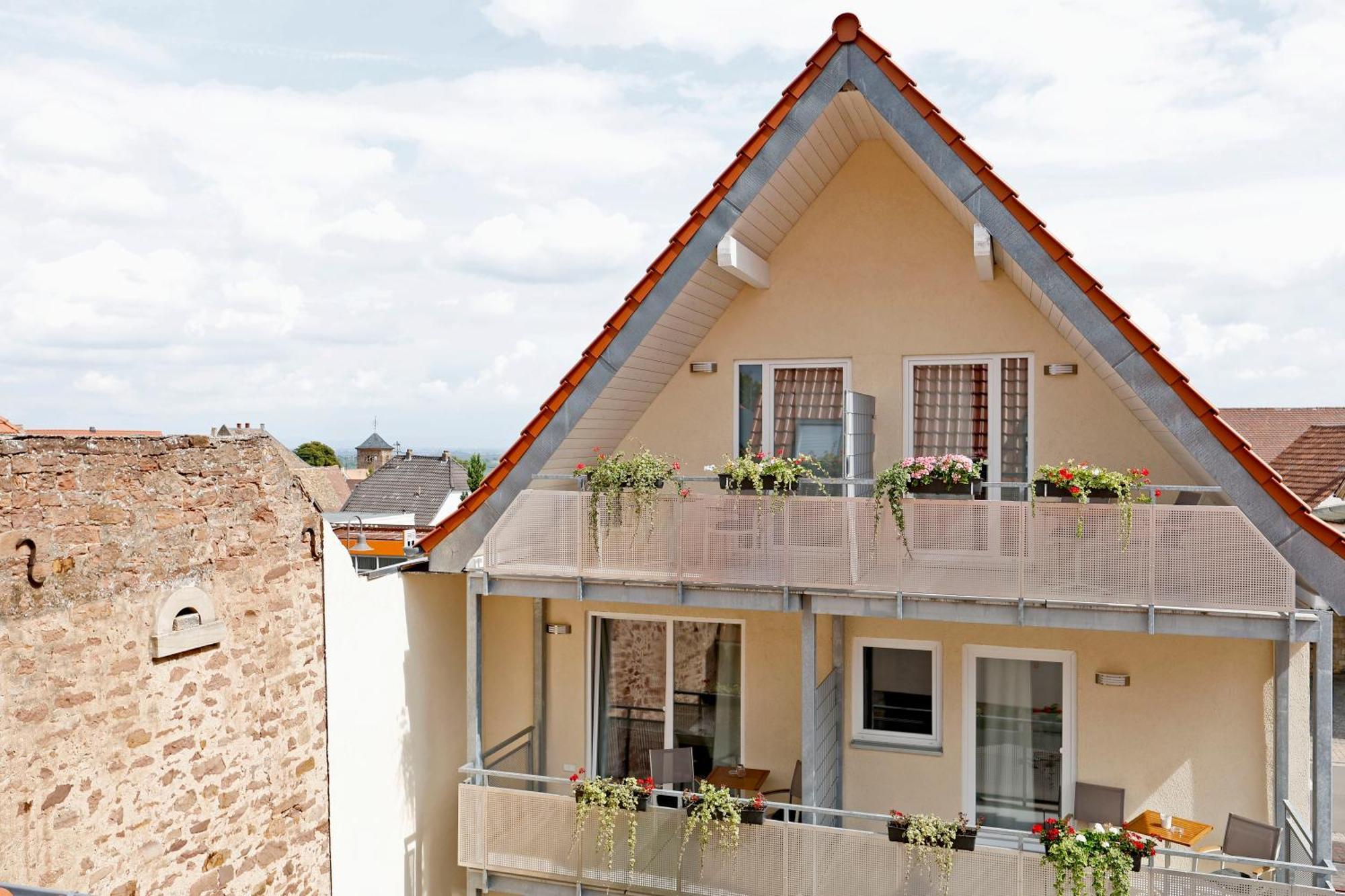 Vinotel Weinstrasse Herxheim am Berg Buitenkant foto